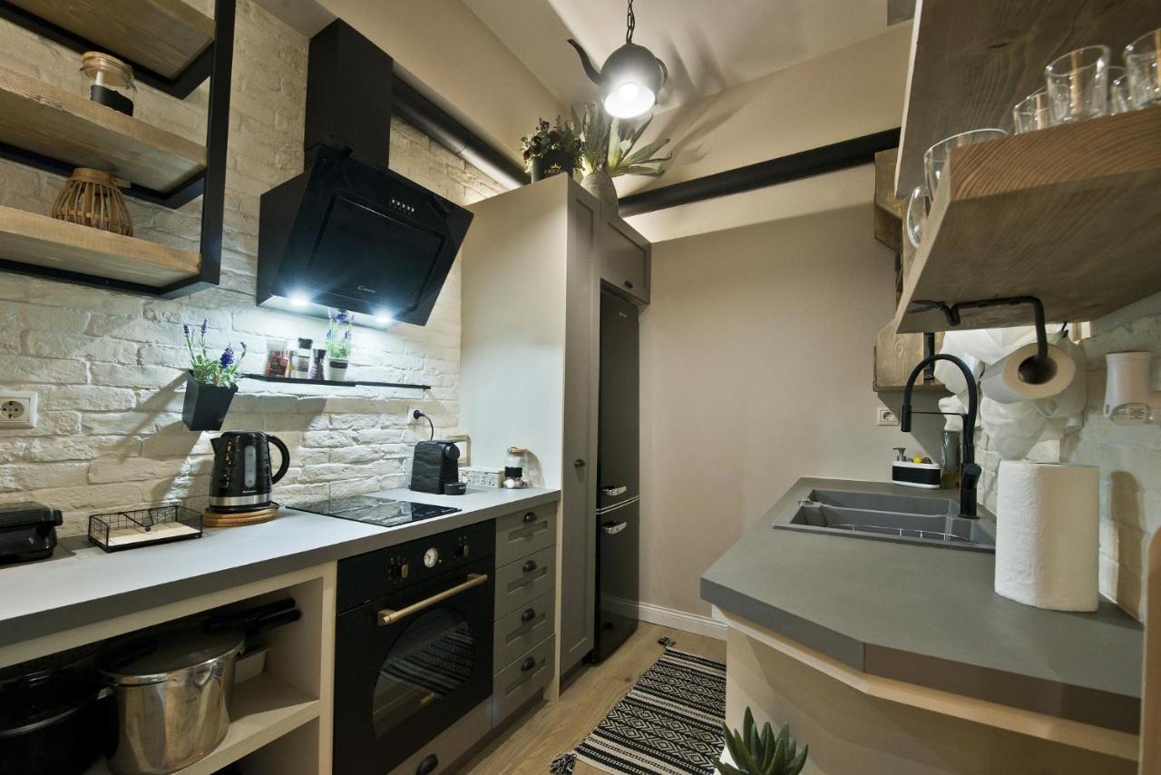 Stylish Apartment At Pagrati 아테네 외부 사진